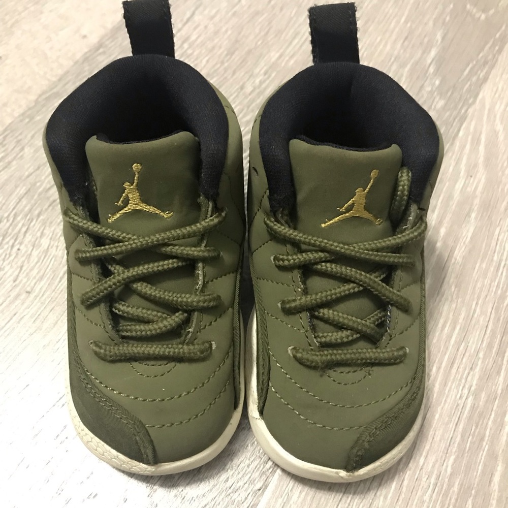 Jordan Retro 12